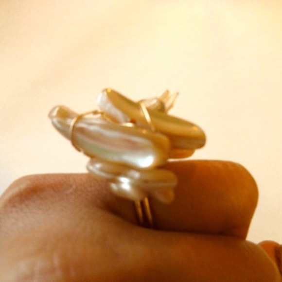 Pearl Mother Ring, Hand Made, Golden PearlRing - Picture 6 of 7